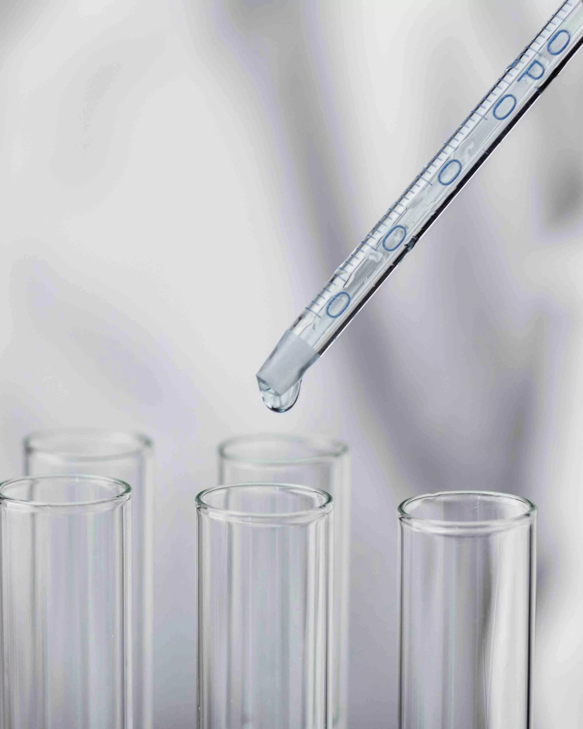 Advanced spinal therapy tools and injectable treatments displayed in clinic